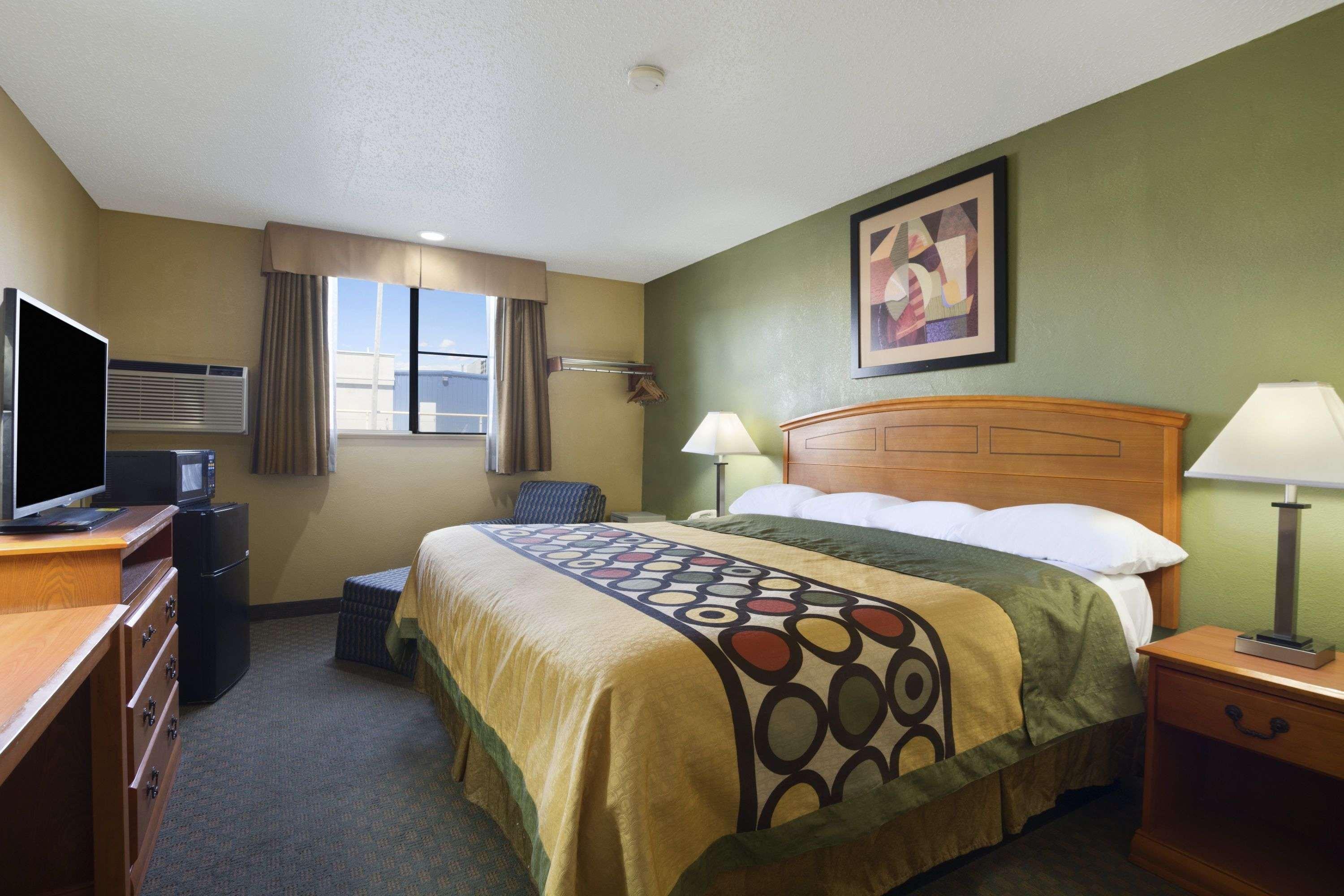 Super 8 By Wyndham Amarillo Hotel Exterior photo