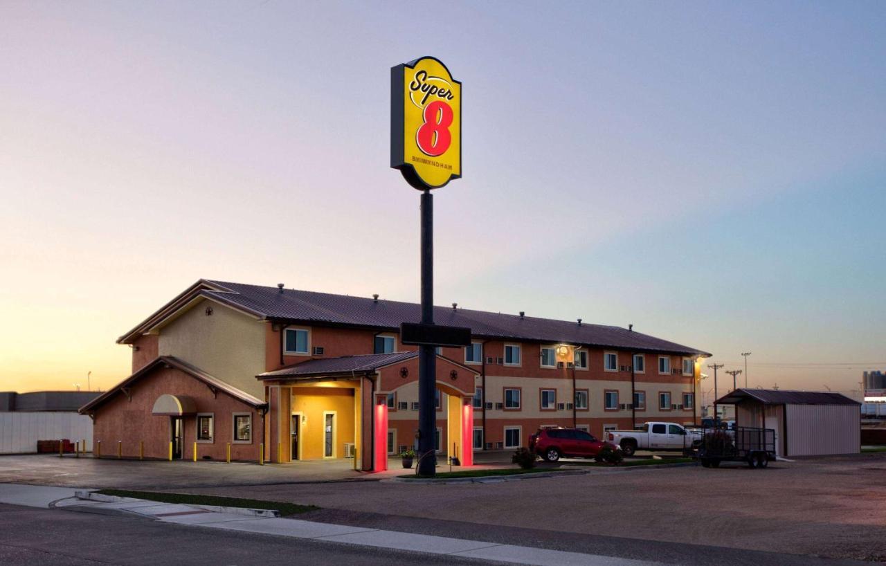 Super 8 By Wyndham Amarillo Hotel Exterior photo